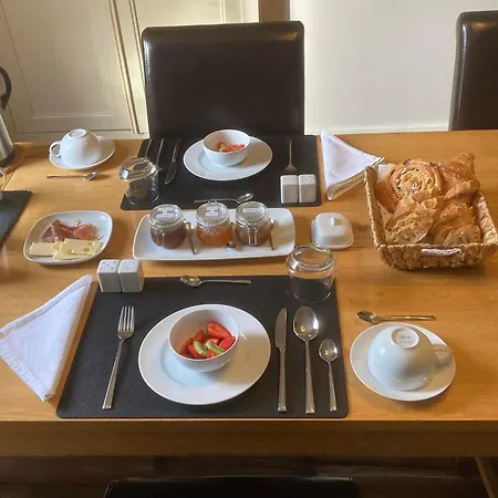 Le Patio Et Tables D'hotes فندق مبيت وإفطار 4*