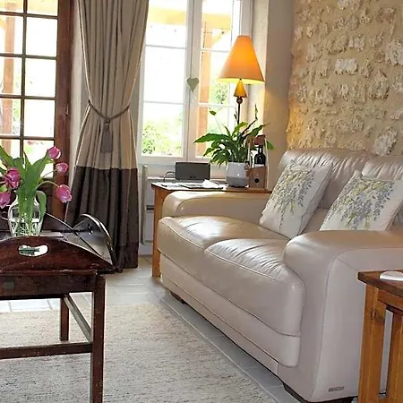 ベッド・アンド・ブレックファスト Le Patio Et Tables D'hotes